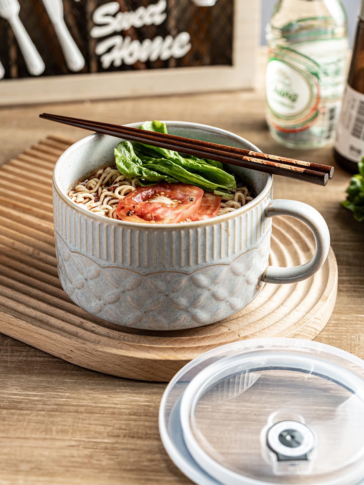 Gomakren gray ramen bowl suited for soups, cereals, or noodles.