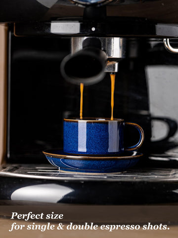 Gomakren thick-walled cups keep beverages warmer during relaxed sipping.