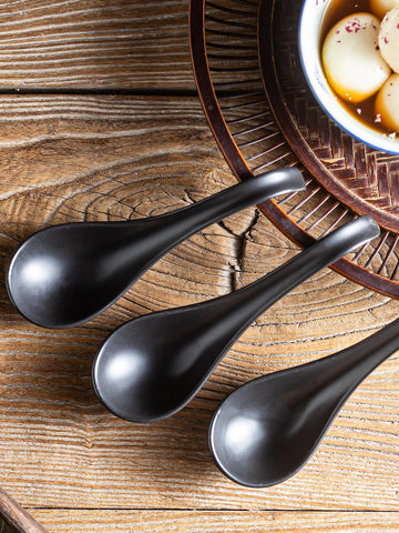Gomakren stackable spoons save kitchen storage space