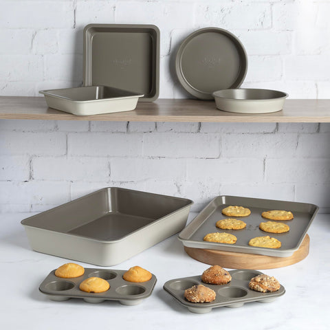 Goodful All-In-One nonstick coating enables easy release and cleanup.