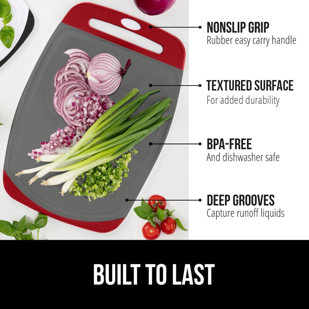 Gorilla Grip board with juice grooves catching liquids during chopping.