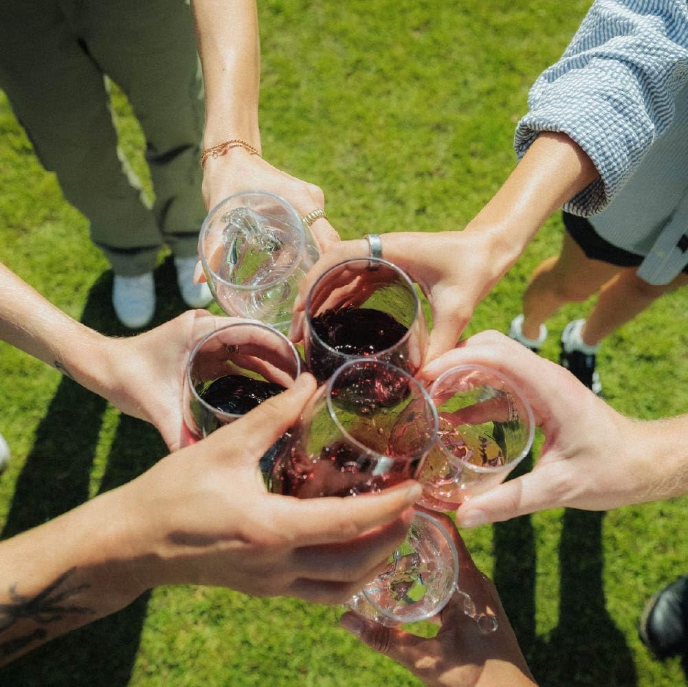 Govino ideal for indoor and outdoor use at picnics and patios