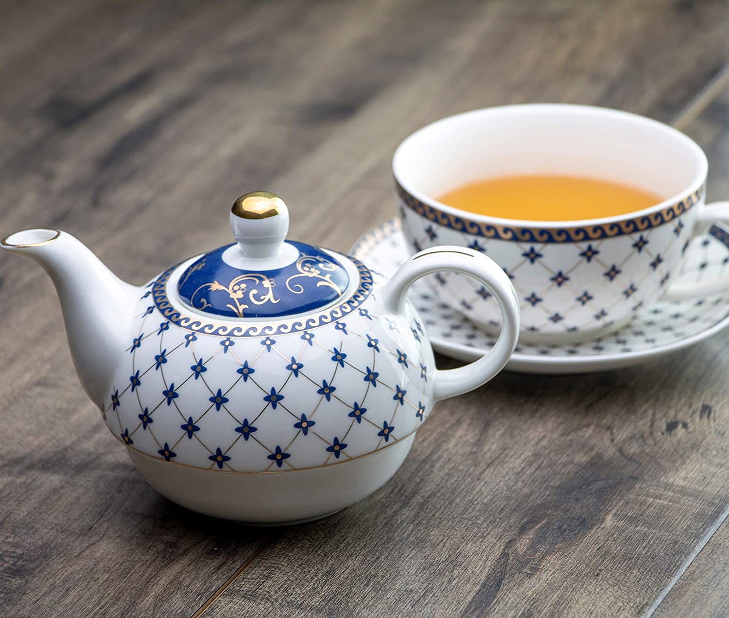 Grace Teaware Tea For One teacup in Trellis Blue Gold, aromatic sips