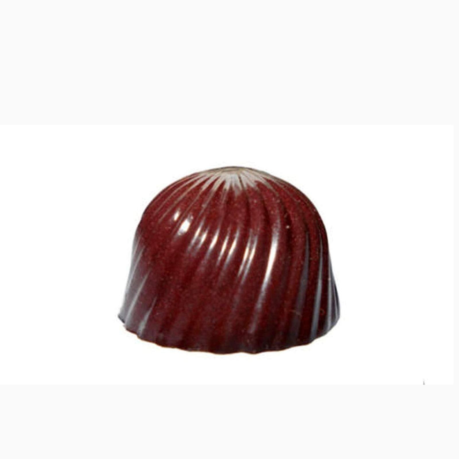 Grainrain mold cavity 2.8 cm cubes ideal for portioned chocolates.