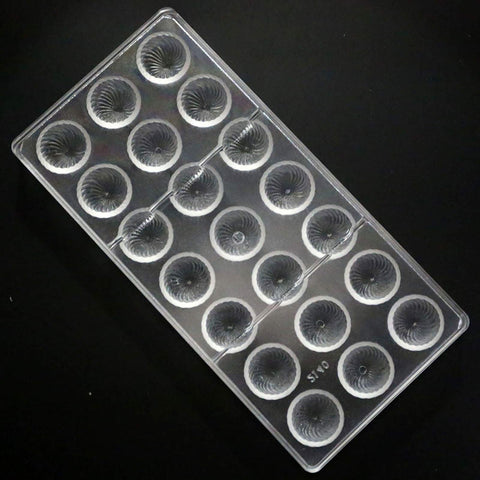 Grainrain polycarbonate mold is durable and easy to clean.