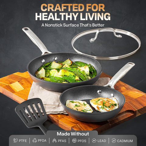 Granitestone Armor Max interior with four-layer nonstick enables quick food release.