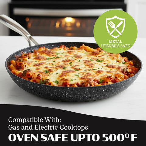 Granitestone Ceraluxe ergonomic handle designed for comfortable tossing.