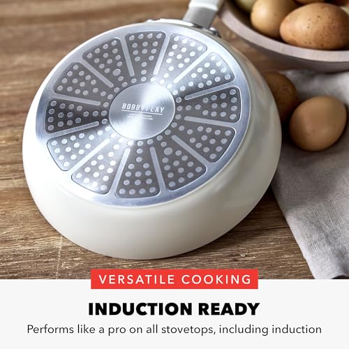 GreenPan Bobby Flay stay-cool handle for comfortable, controlled cooking.