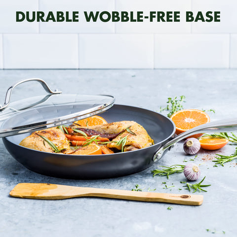 GreenPan Valencia Pro hard anodized body offers scratch resistance and longevity.
