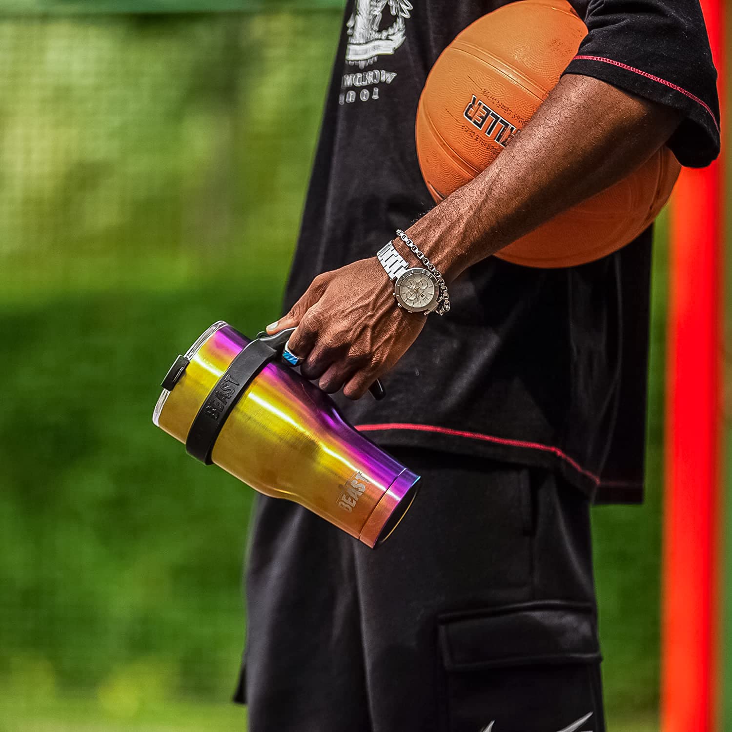 Greens Steel upgraded pop-up lid for easy cleaning and sipping