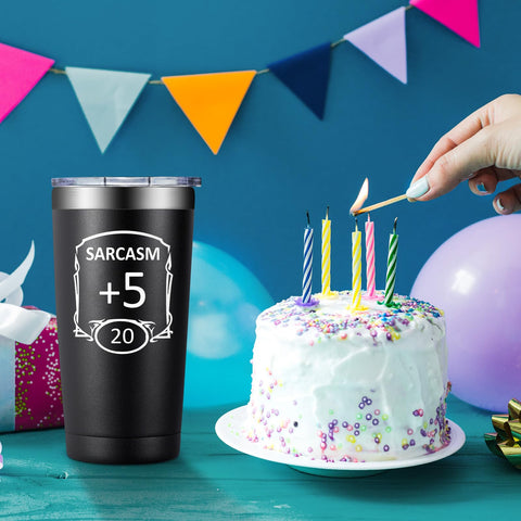 Grifarny Dungeons tumbler lid and cleaning brush in set.