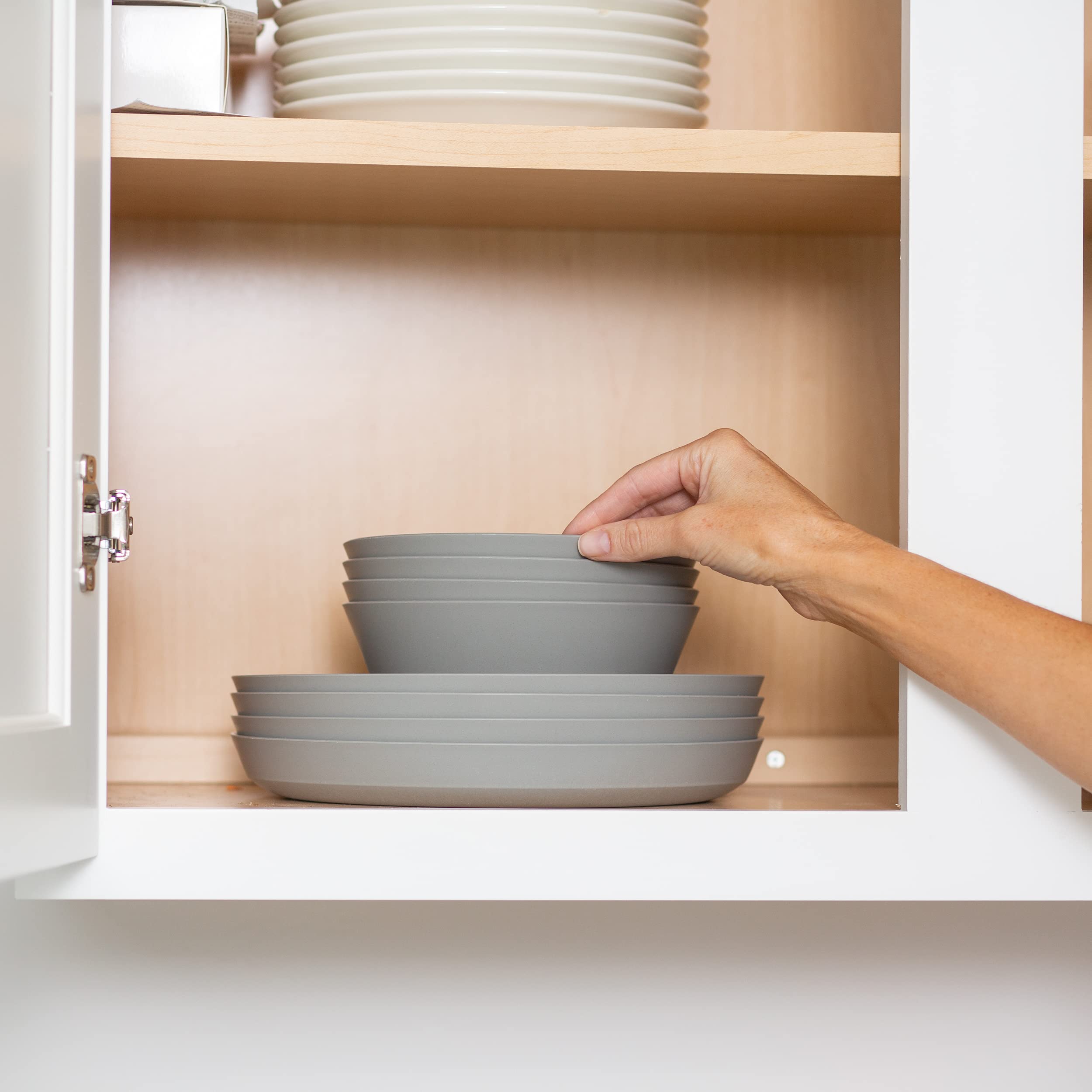 Grow Forward camping ready dinnerware for travel and outdoor meals