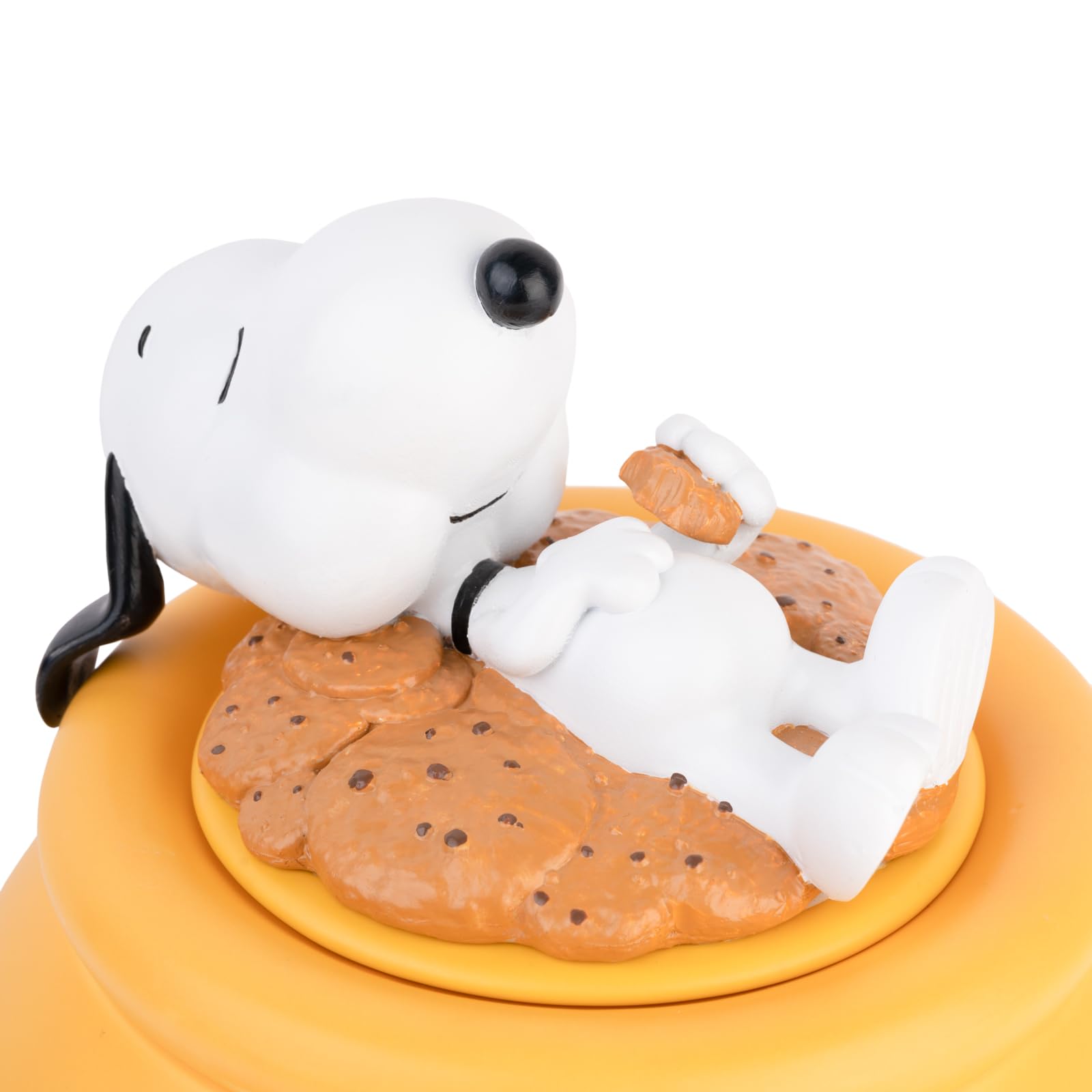 Grupo Erik Snoopy Cookie Jar top Snoopy design for whimsy and charm.