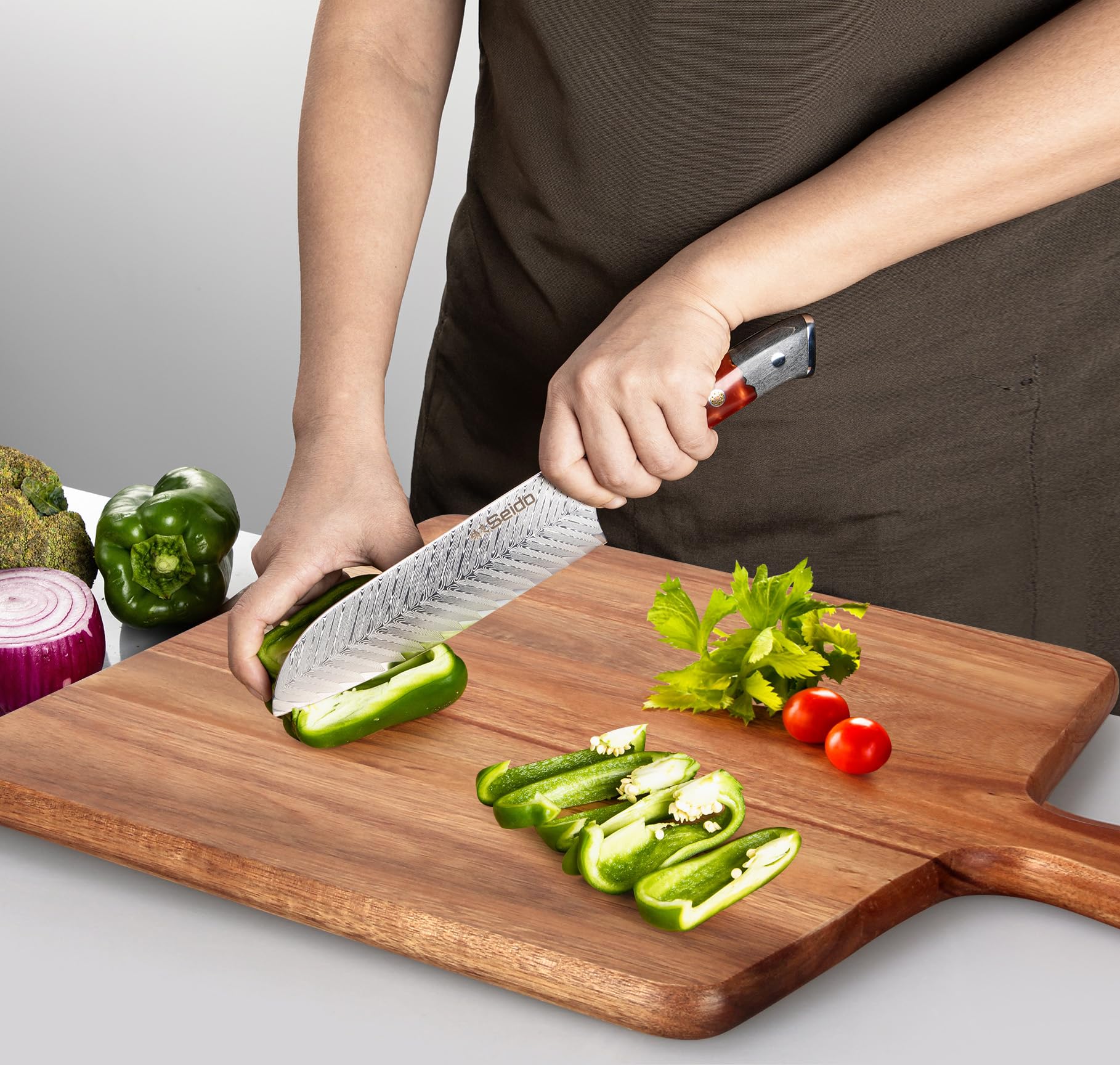 Gtencemen acacia wood chopping block with dense surface for sturdy cutting