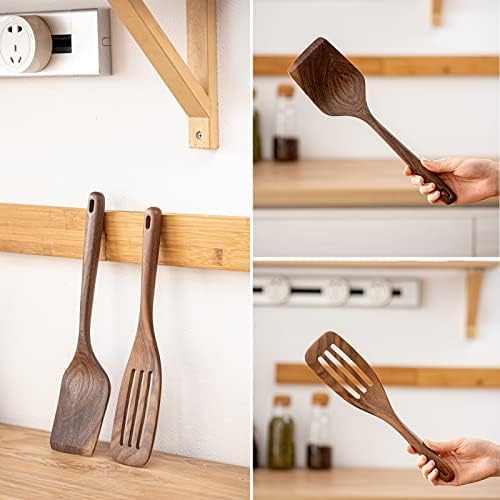 Gudamaye slotted spoon draining vegetables while cooking to reduce clinging.