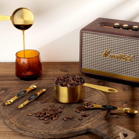 GuDoQi gold measuring set covers both dry and liquid needs for cooks.