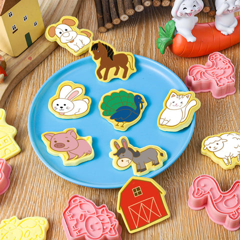 Guiqulai cow-shaped cookie cutter with press mold for precise shapes.