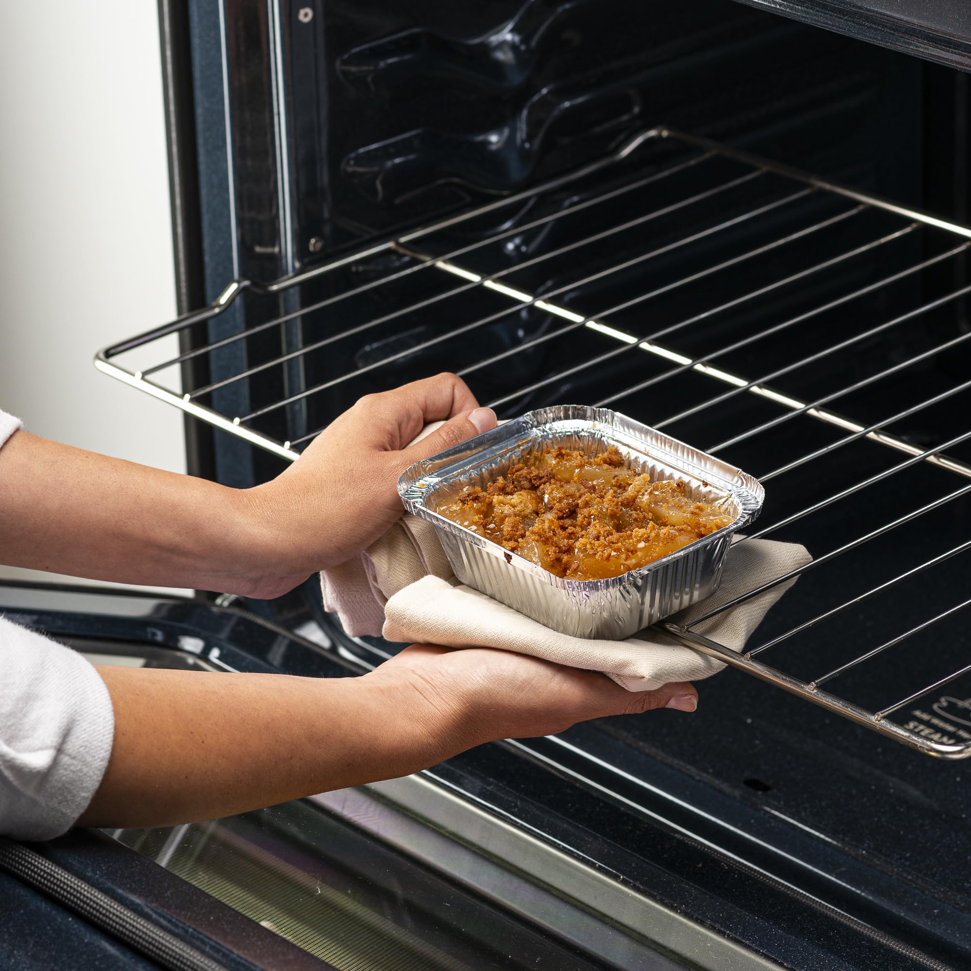 GUSTO durable aluminum pans designed for even heat distribution.