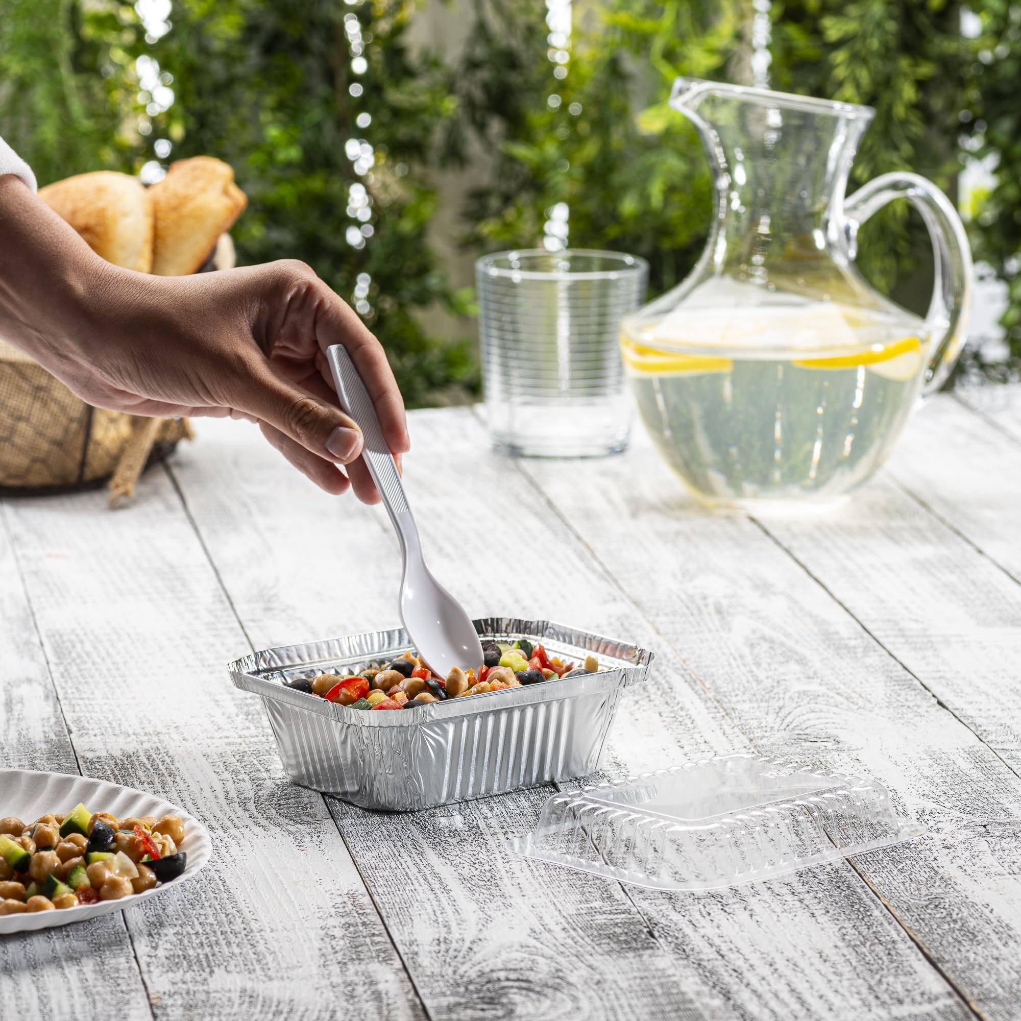 GUSTO freezer-safe foil pans for meal prep and leftovers.