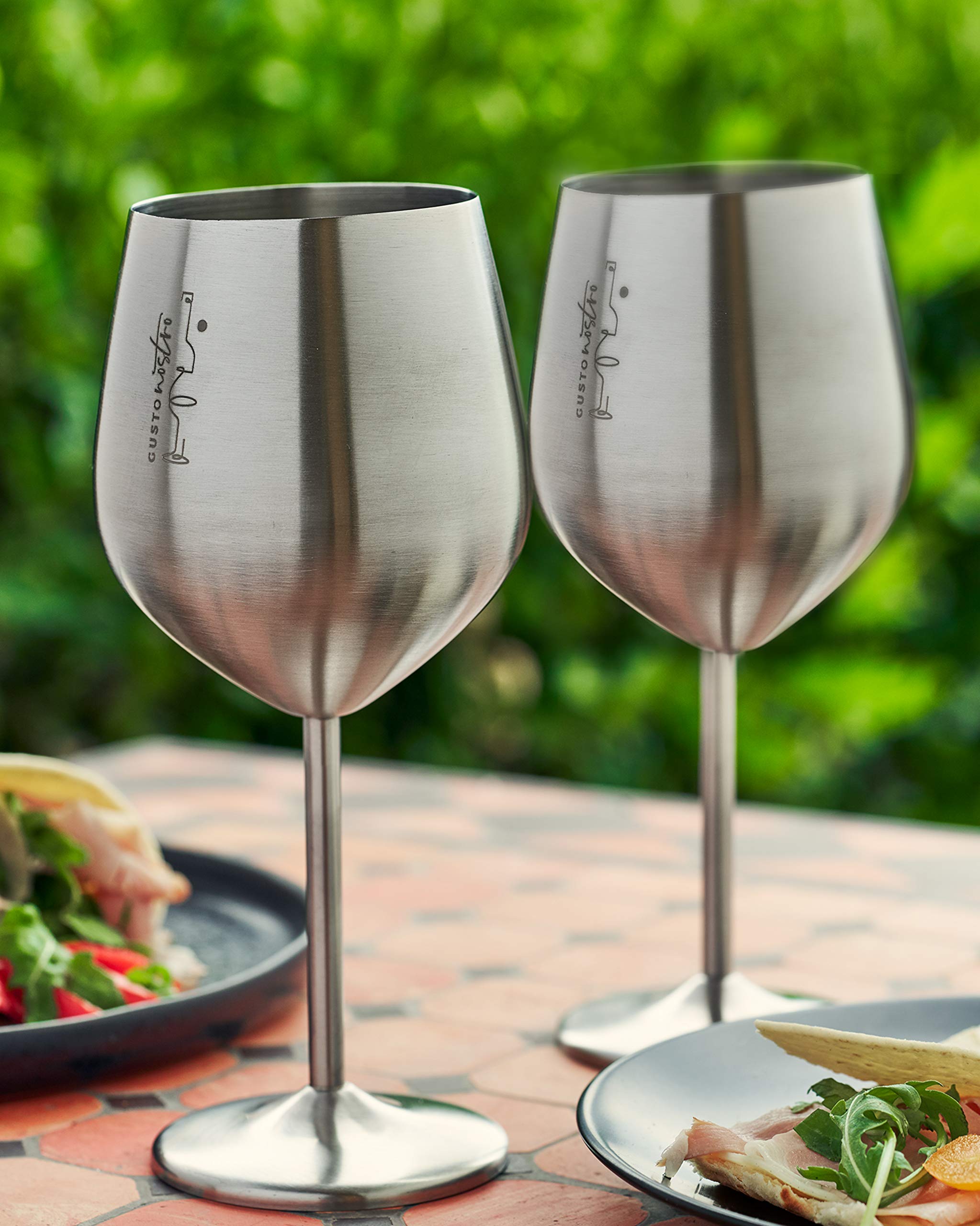 Gusto Nostro 18oz wine glass ideal for camping and picnics.