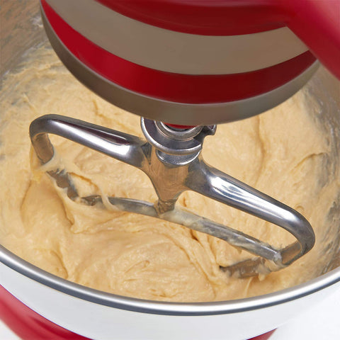 GVODE Beater in action scraping batter along the bowl sides