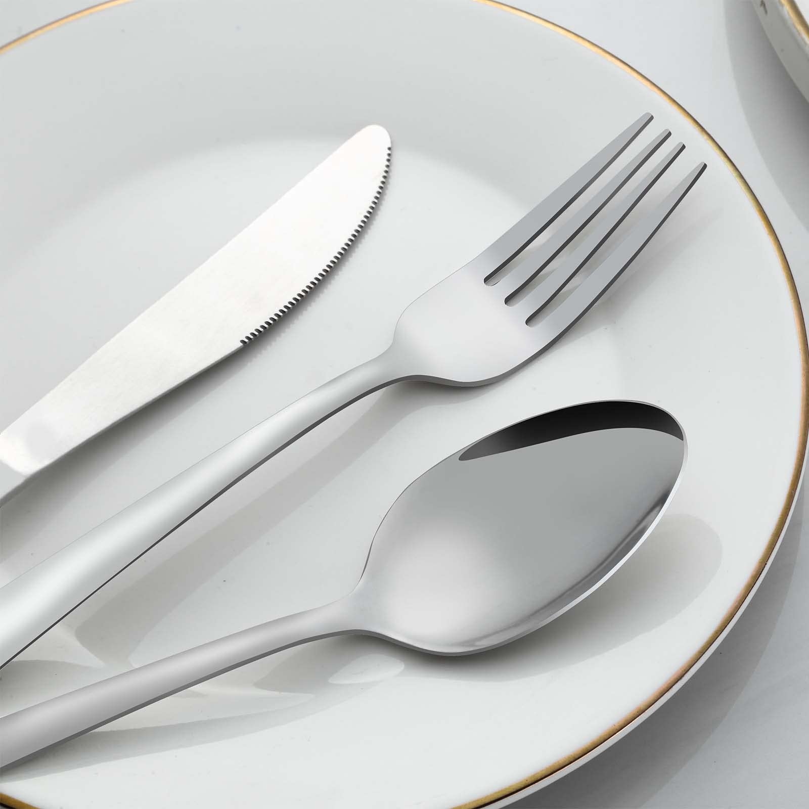 Gymdin silverware with mirror polish and smooth edges for safe use.