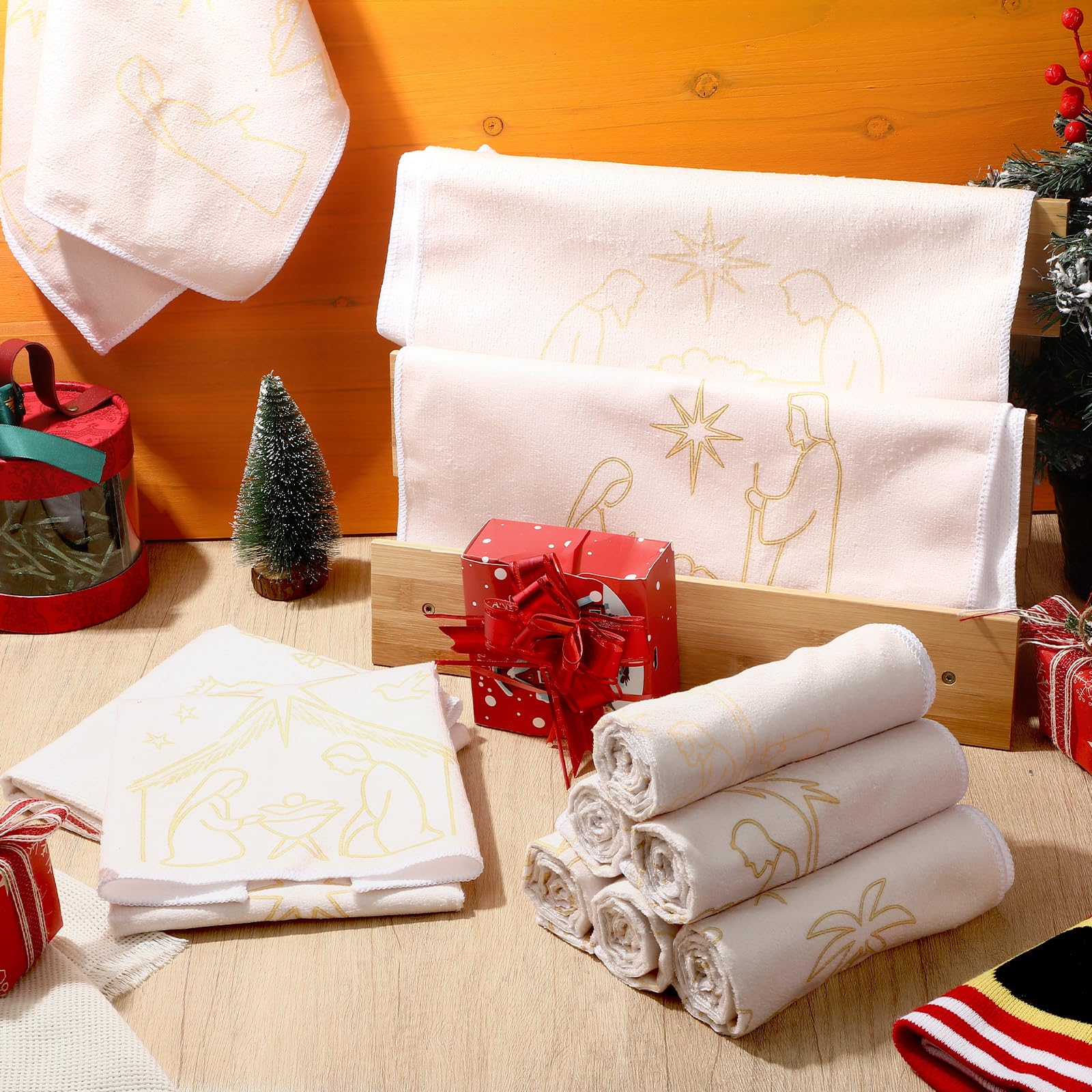 Hahafelt gift-ready towels in seasonal packaging, ideal for gifting.