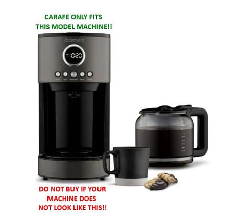 Hakano carafe with drip-free spout to reduce spills.