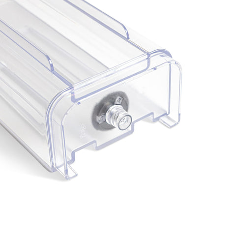Easy installation and secure lid prevent spills.