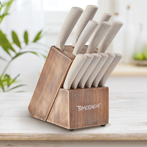 Hampton Forge Harvest 8-inch bread knife detail demonstrates reliable serrated performance