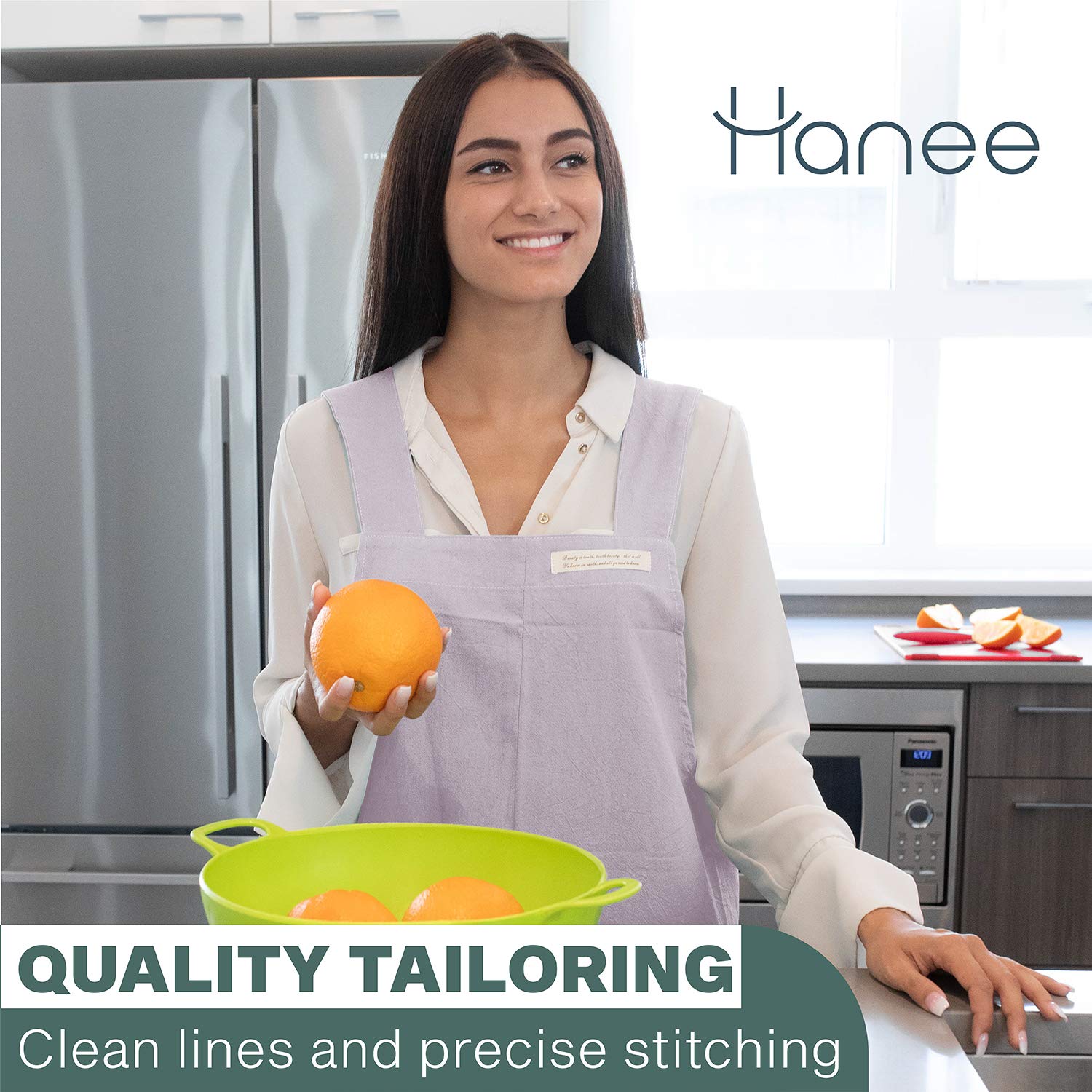 HANEE unisex fit apron in light pink suitable for women and men