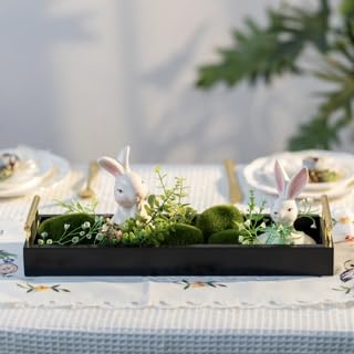 Hanobe tray holds vases and flowers for eye-catching arrangements