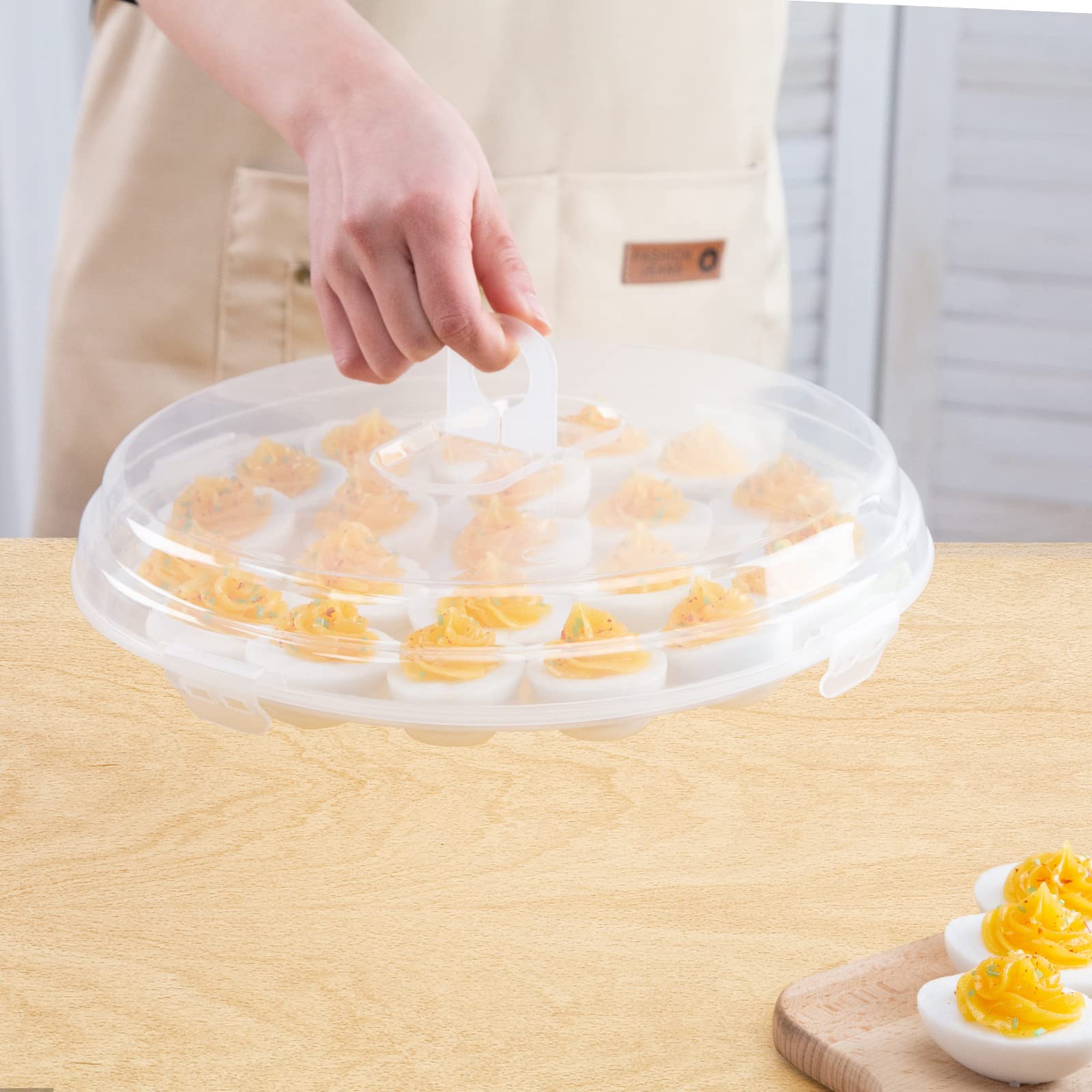 HANSGO portable deviled egg dish with folding handle.