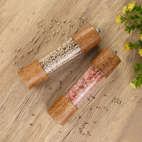 Haomacro oak grinders with ceramic core, close-up of adjustable grind.