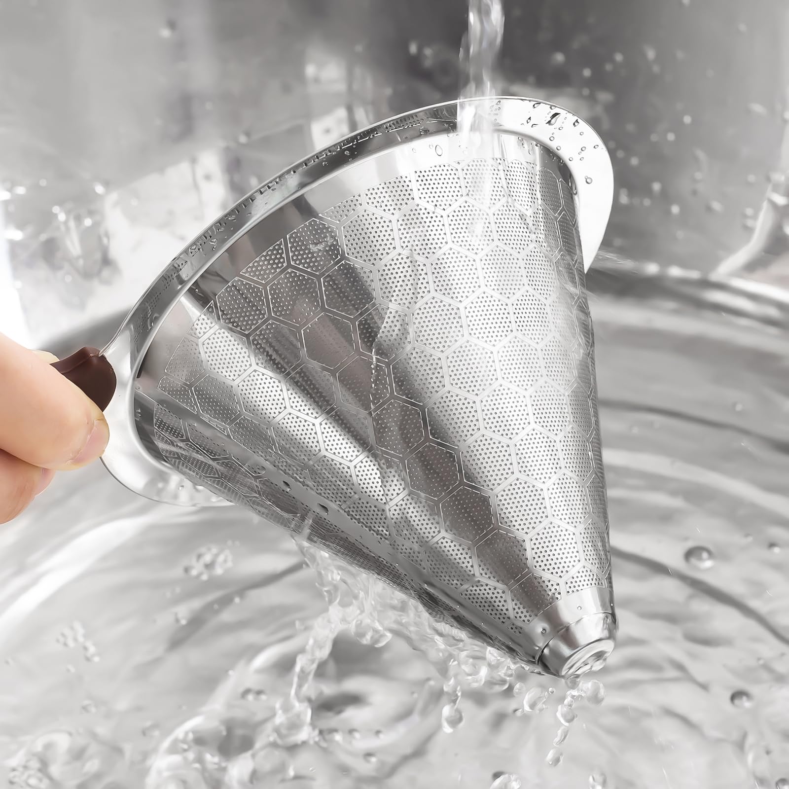 HAPYHOOM portable setup ideal for travel and home.