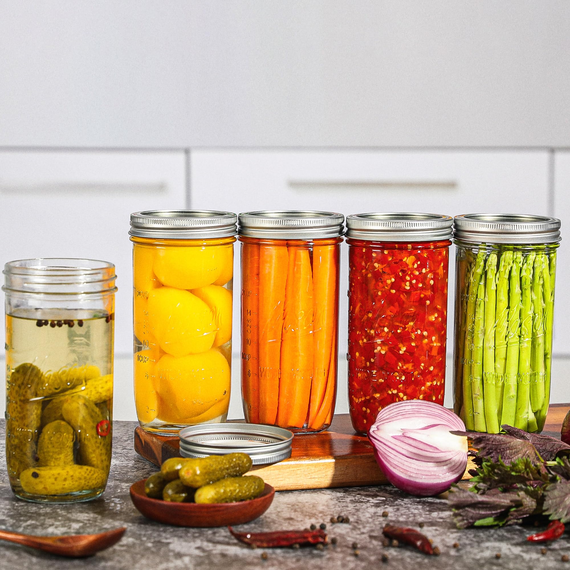 Harfuyee canning jar suitable for preserving foods and batch beverages.