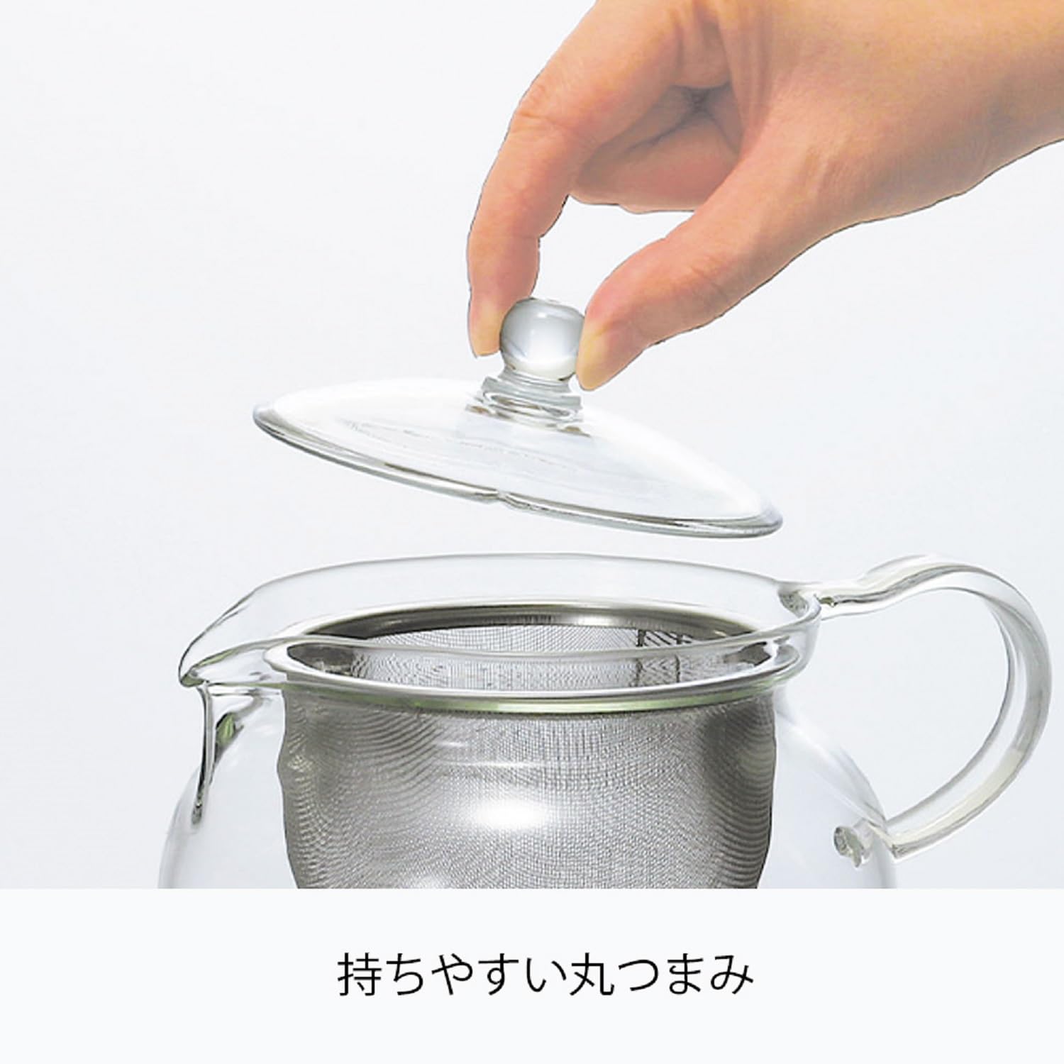 Hario ChaCha Maru teapot glass body reveals infusion color and clarity.