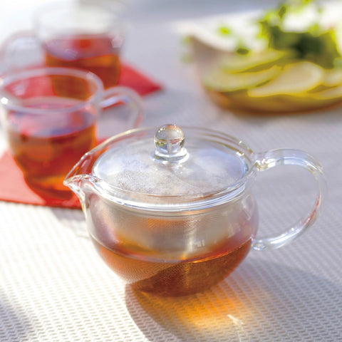 Hario ChaCha Maru teapot heat-resistant glass endures hot liquids safely.