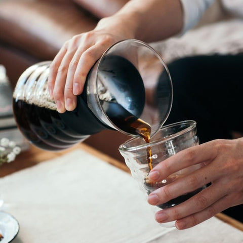 Hario rubber grip collar around the decanter for comfortable handling