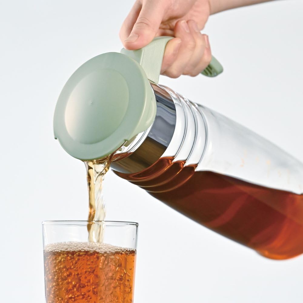 Hario Mizudashi heatproof-glass offers clarity and durable everyday use.