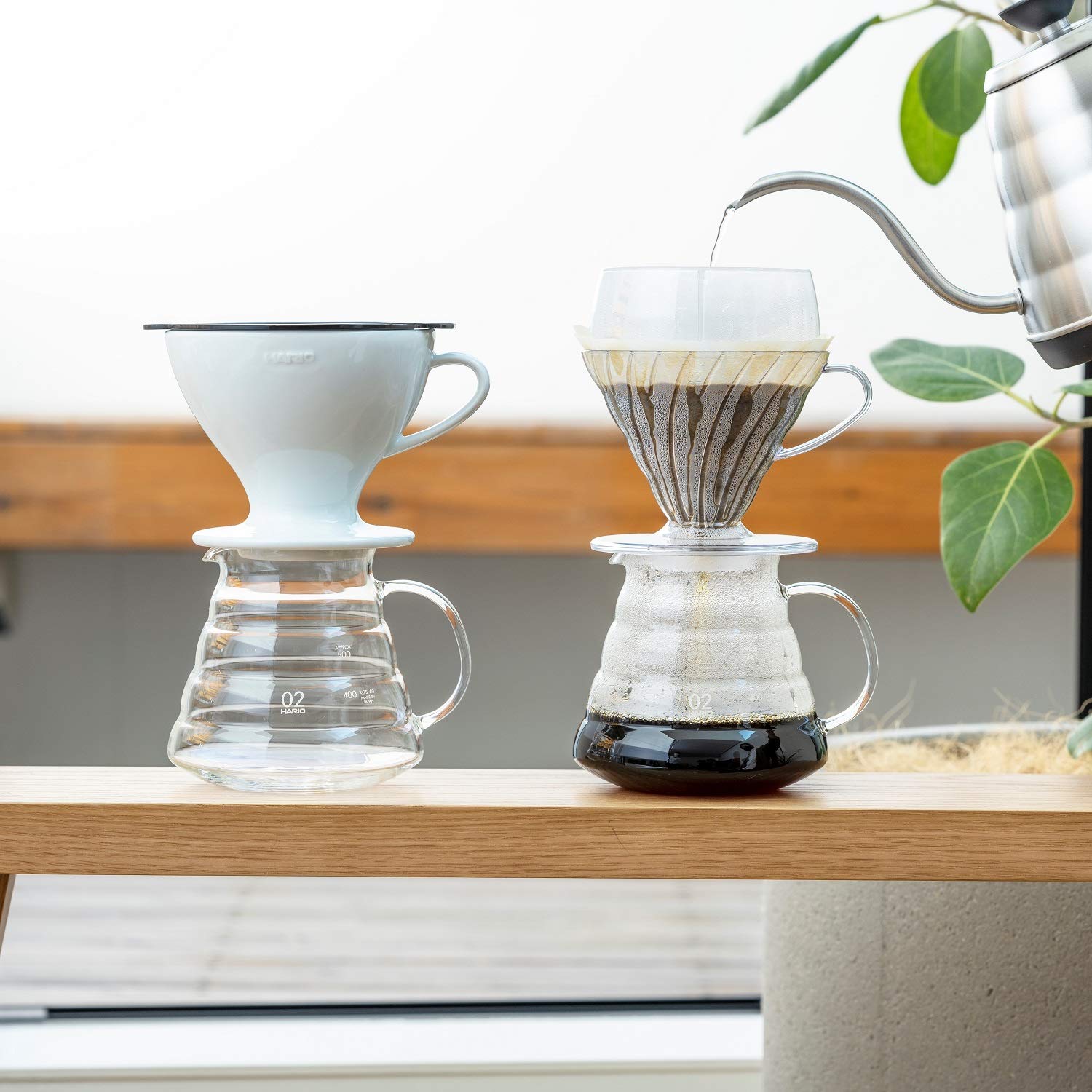 Easy-use setup of Hario Drip-Assist on a V60 dripper.