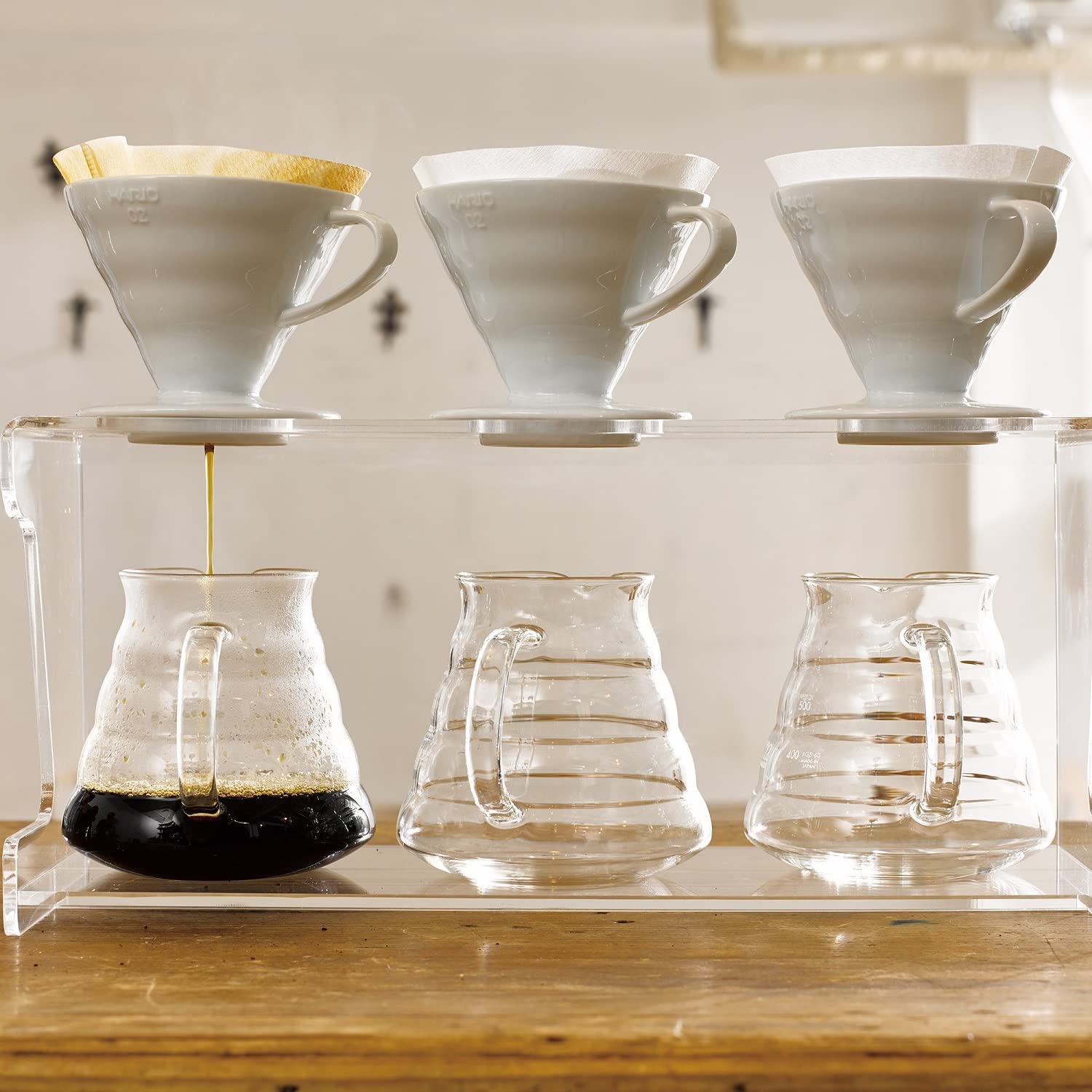Hario V60 filter and pour-over setup demonstrates 1–4 cup capacity.