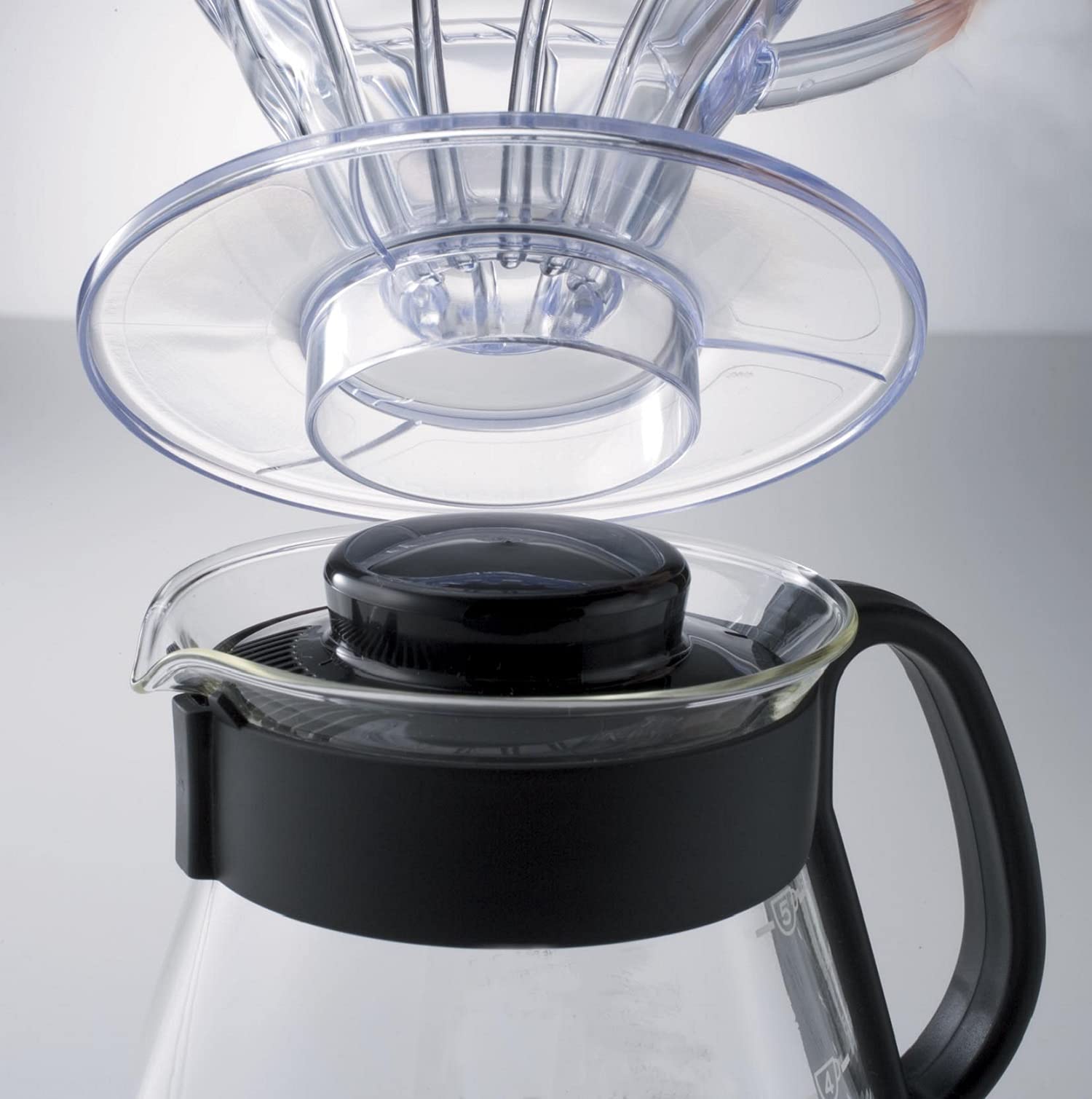 Hario V60 Glass Range Coffee Server 600ml clear glass shows your brew as it brews