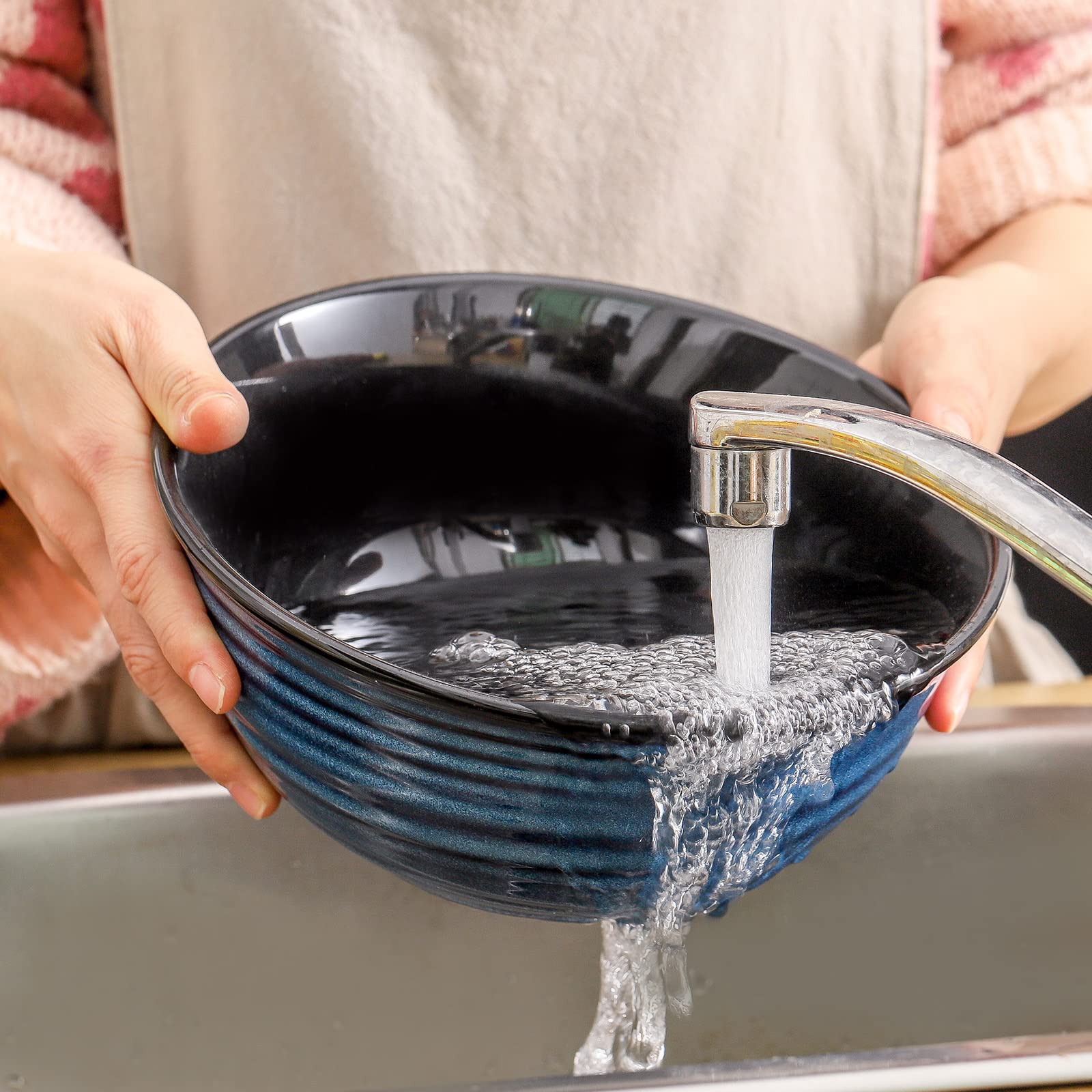 HASENSE vibrant blue glaze enhances table presentation and appeal.