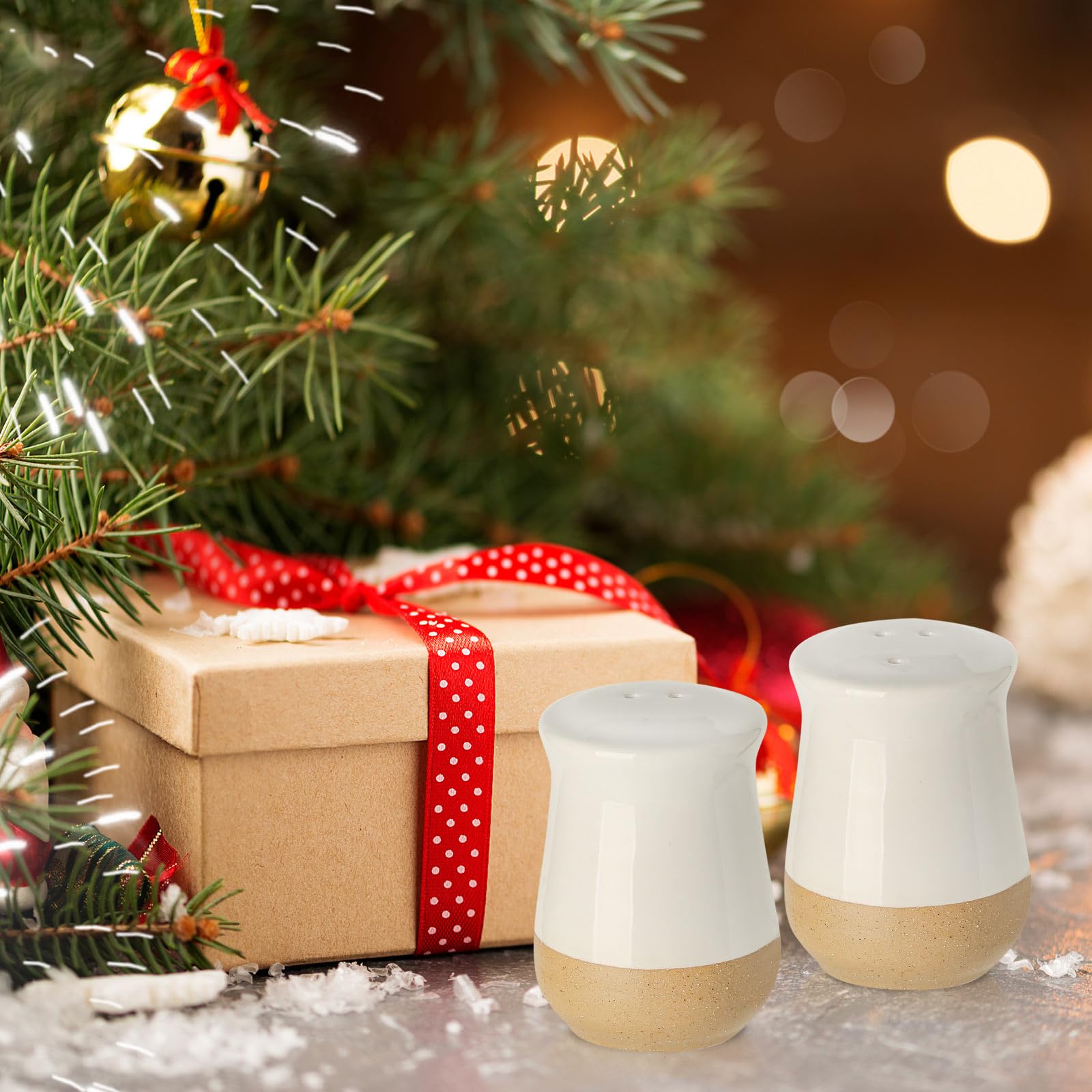 Hasense wedding decor-ready shaker set adds charm to any celebration table.