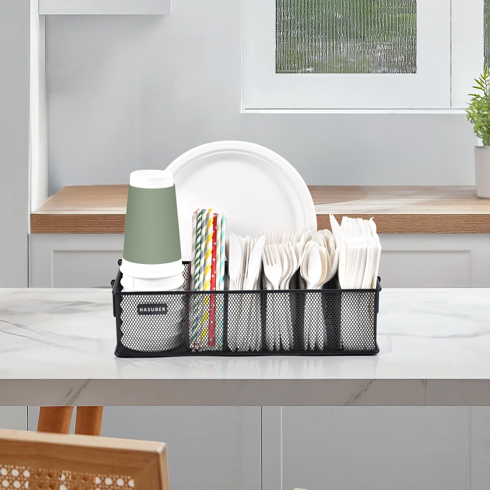 Hasuber camping-ready organizer shown at outdoor gathering.