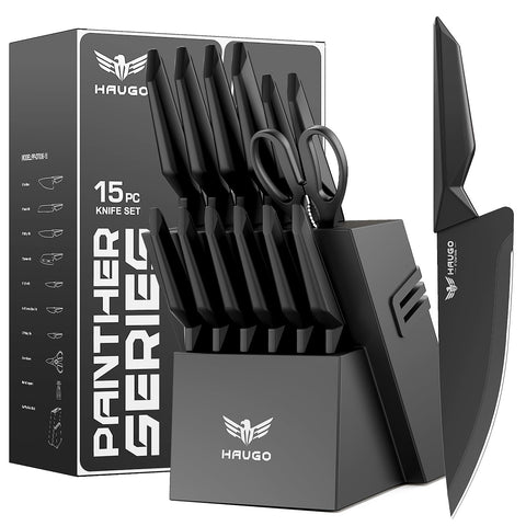 Haugo 15-piece knife set with built-in sharpener in an oak block for easy resharpening