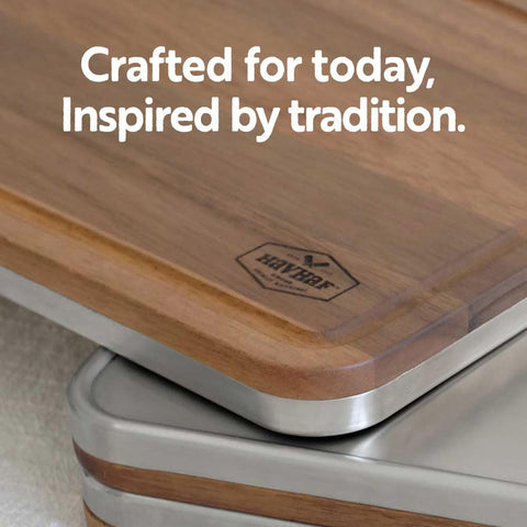 HAVHAF stain and odor resistant surface stays fresh after garlic or onion chopping