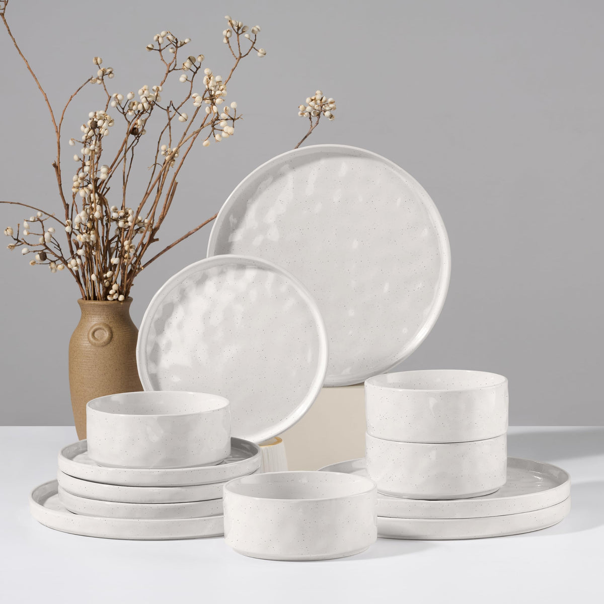 HaWare ripple surface dinnerware with planet-like glaze for refined table styling.