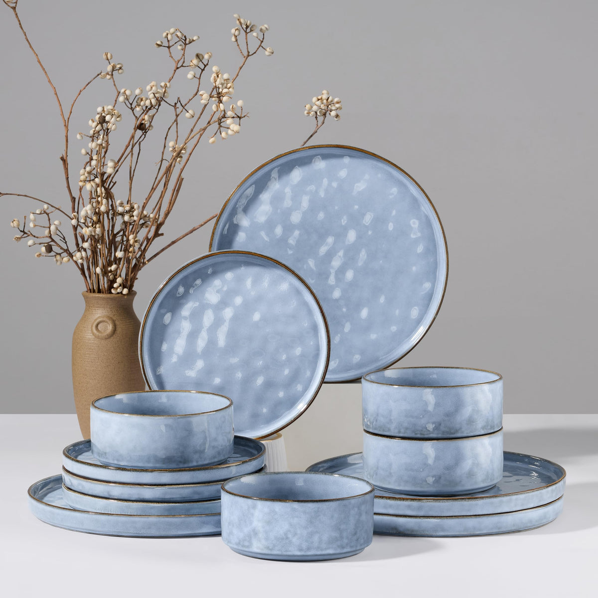 HaWare ripple surface dinnerware adds planet-like texture for refined home dining.
